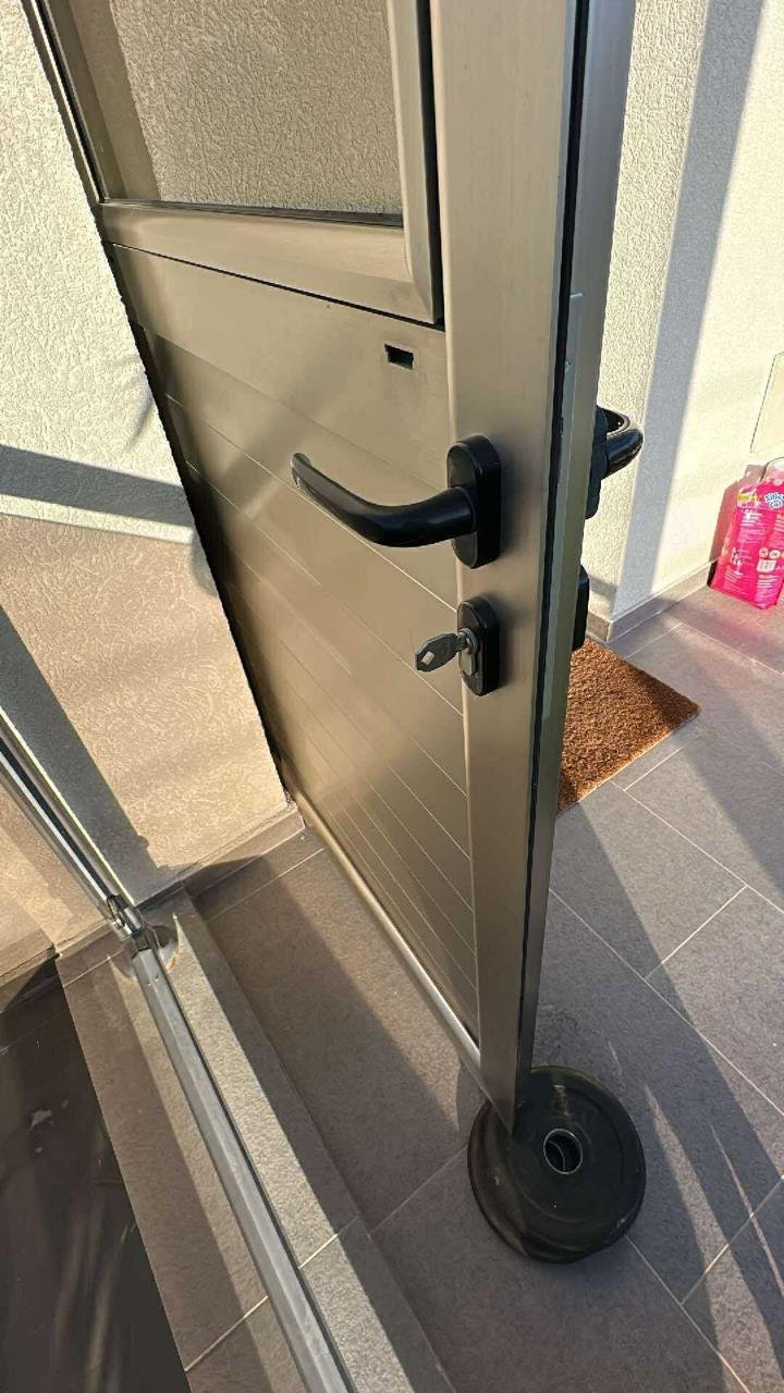 lock replacement locksmith service parekklisia