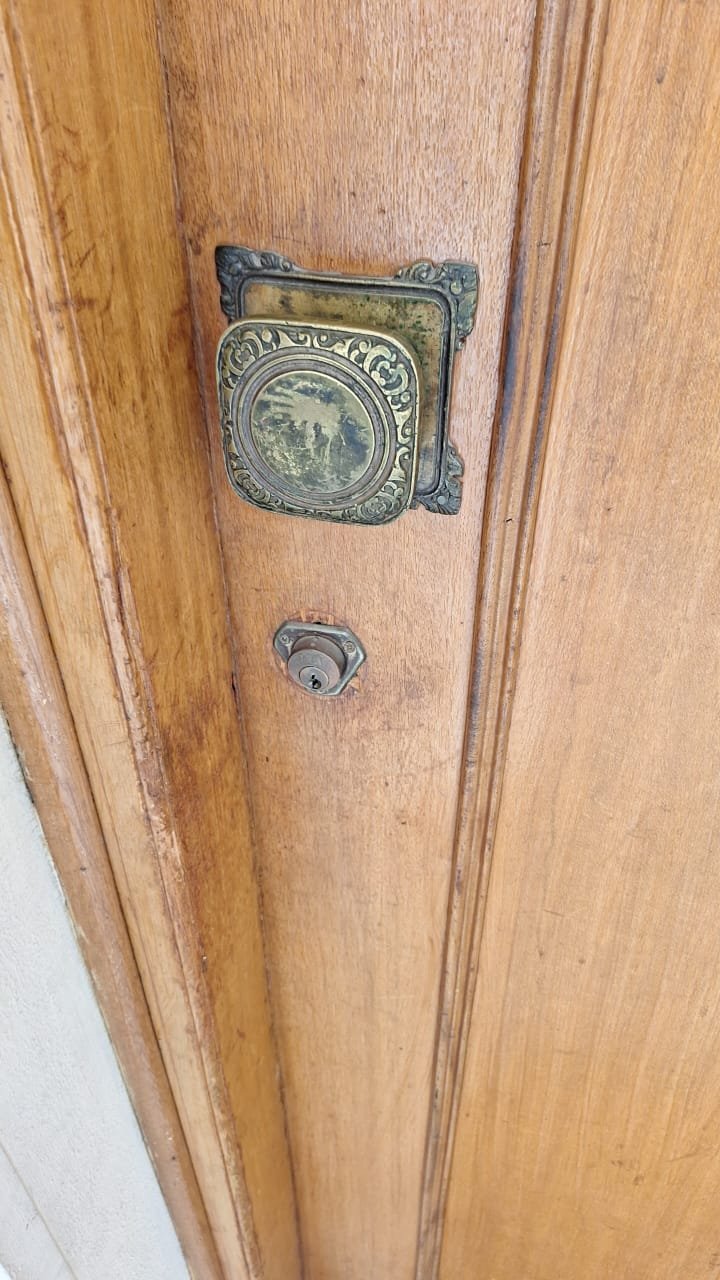 lost keys kapsalos