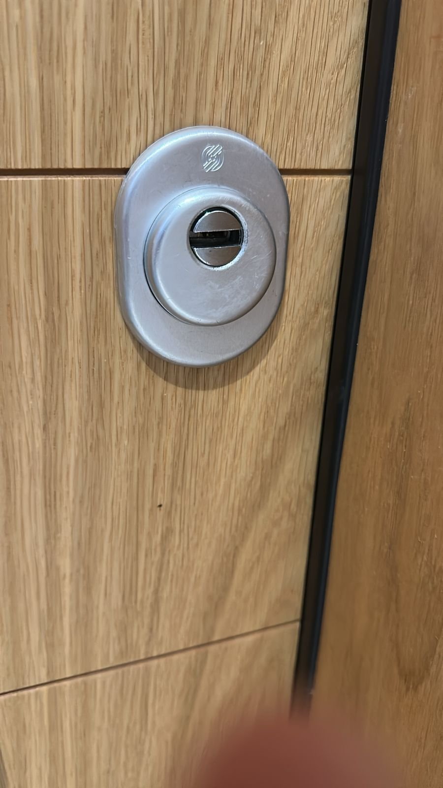 emergency locksmith keys left inside the apartment limassol